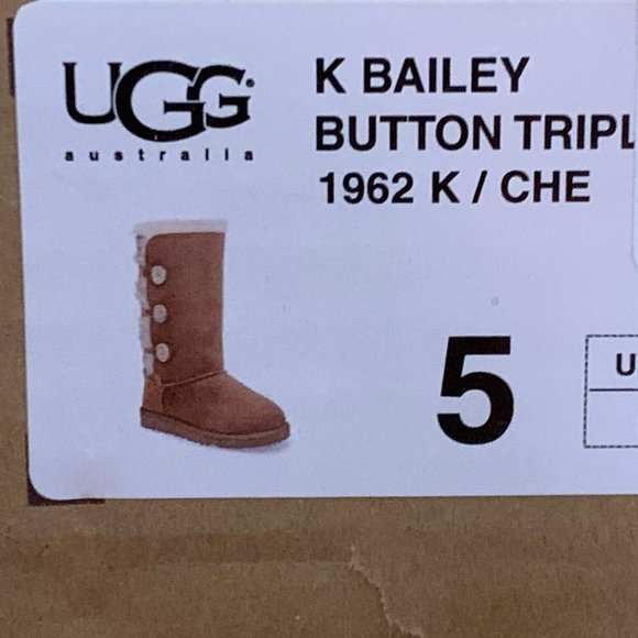 UGG Bailey Button Triplet Chestnut - Picture 2 of 10